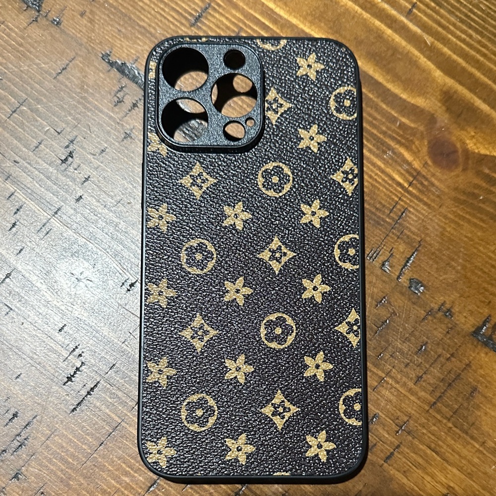 Black and Gold iPhone 14 Pro Max Case